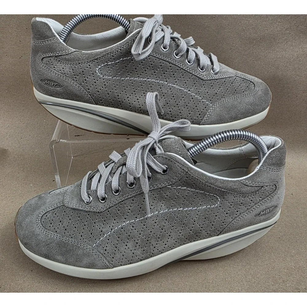MBT Pata (UR 38 US 7-7.5) Walking ART# 400293-125 Shoes Gray Suede Womens